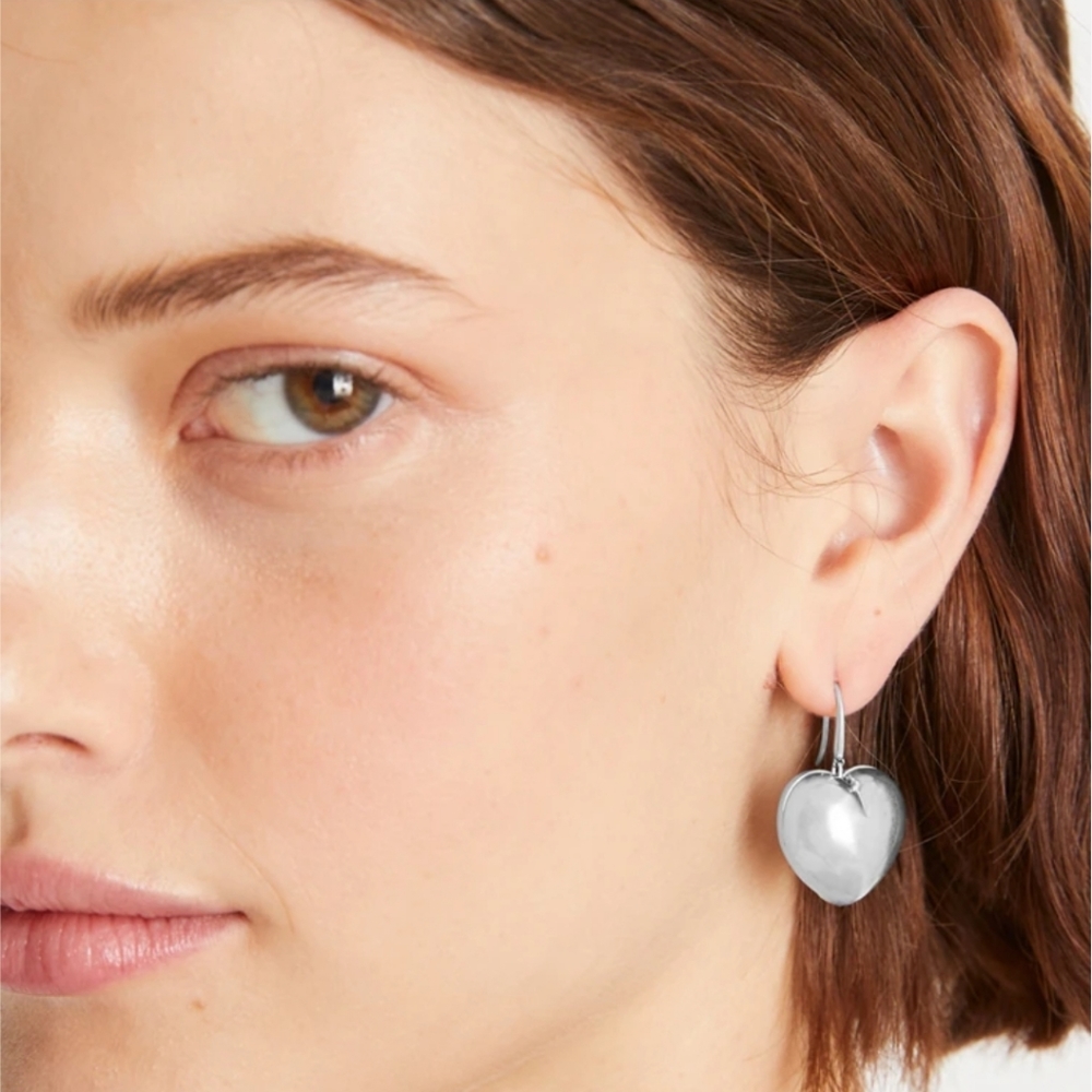 *** SOLD OUT *** Tory Burch Heart Locket Earrings - Picture 3 of 8